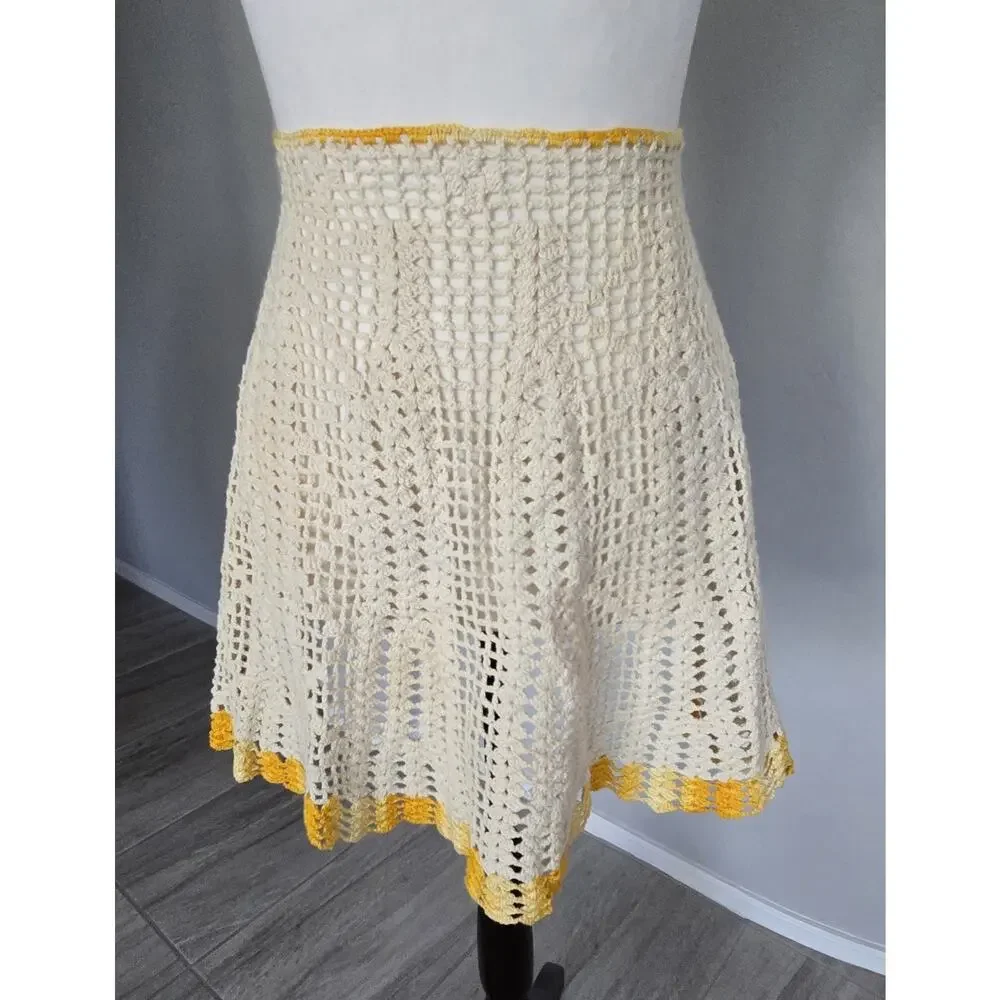Vintage Hand Crocheted White And Yellow Half Apron Diner Hostess